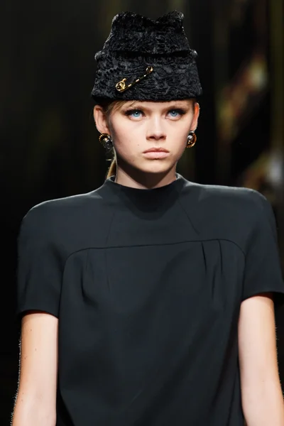 Look 24